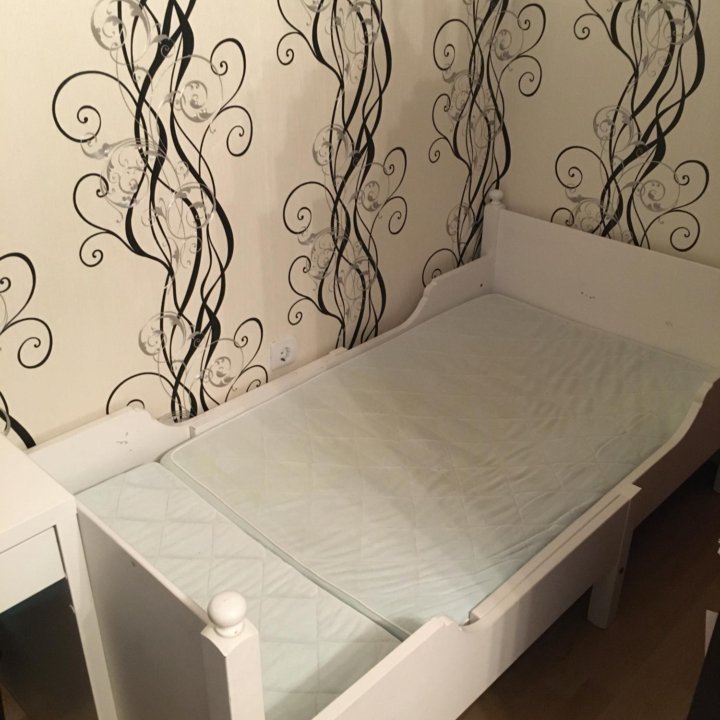 Кровать икея с матрасом