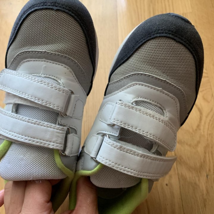 Кроссовки antilopa