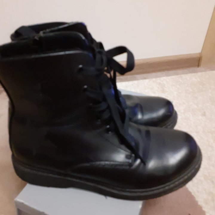 Ботинки демисезонные на девочку