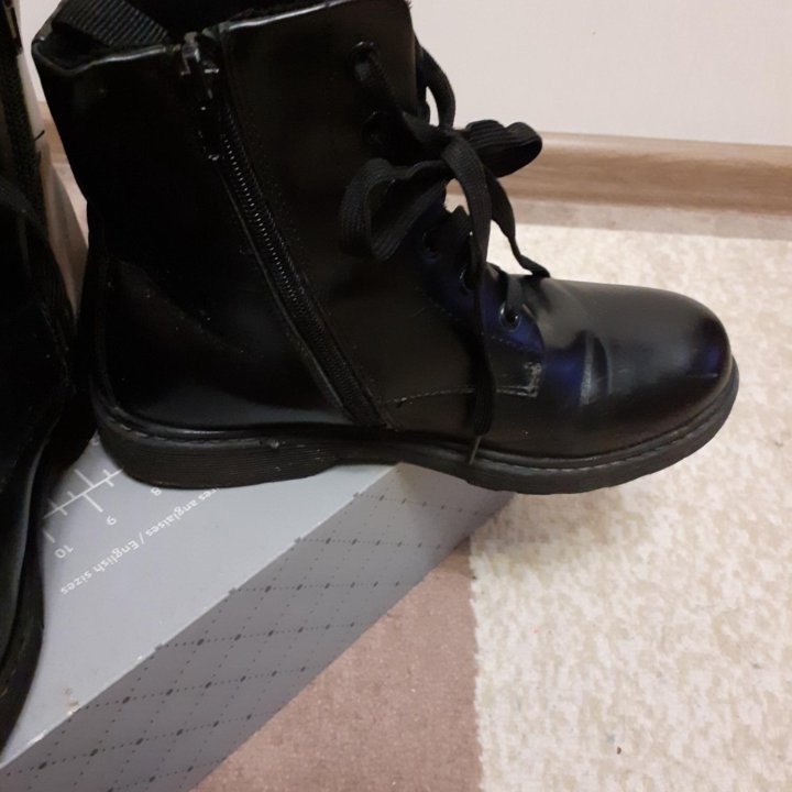 Ботинки демисезонные на девочку