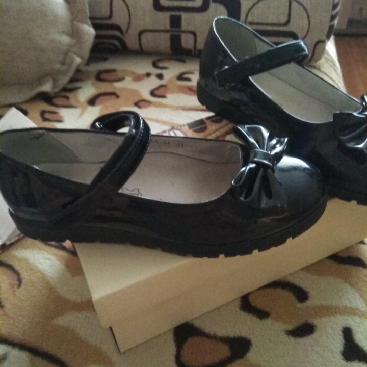 Туфли для девочки