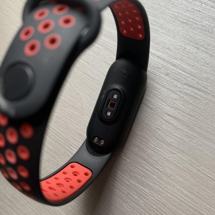 Xiaomi mi band 5