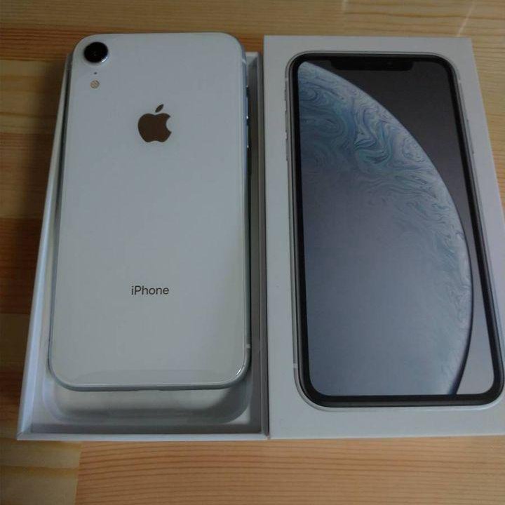 iPhone XR