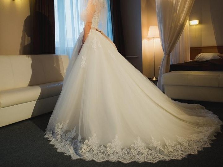 Свадебное платье