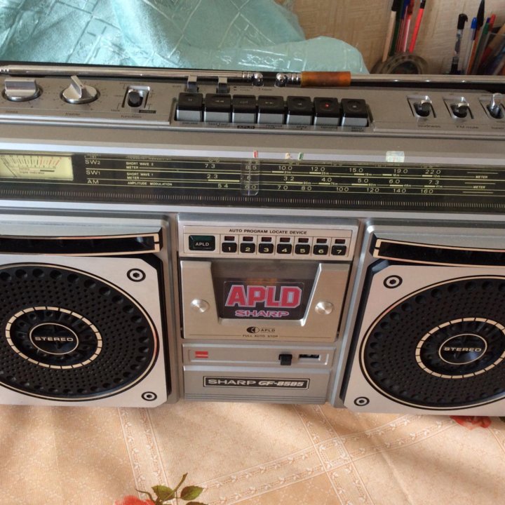 Магнитола SHARP-GF8585