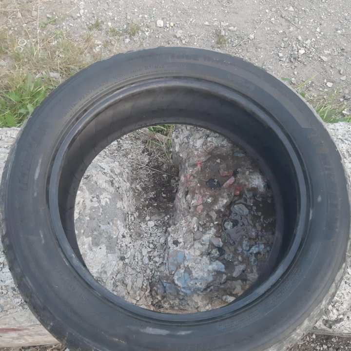 Комплект шин 235/55R20