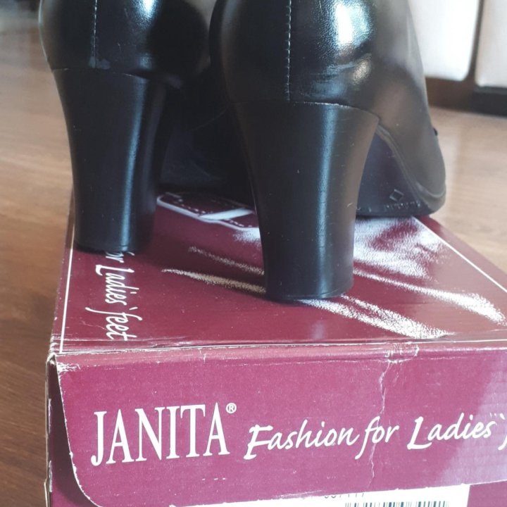 Туфли Janita р.40