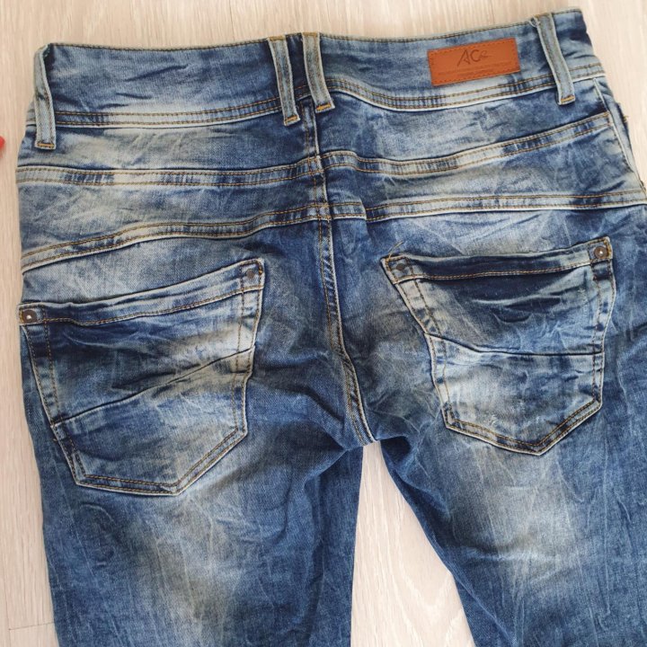 Джинсы стрейч