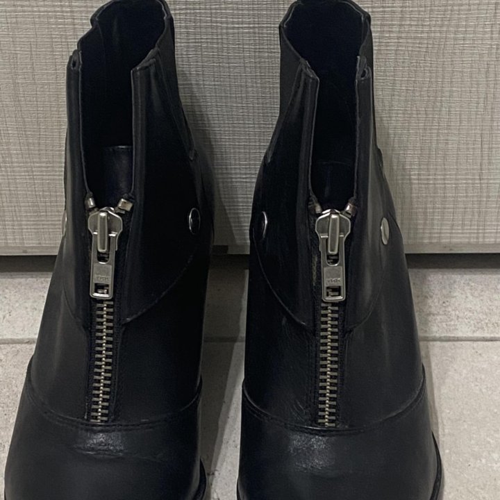 женские ботинки