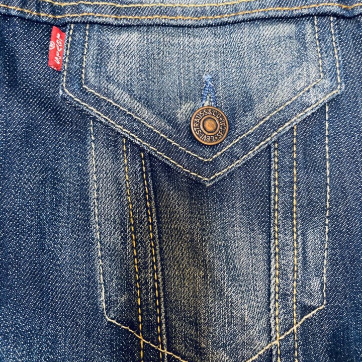 Levi’s