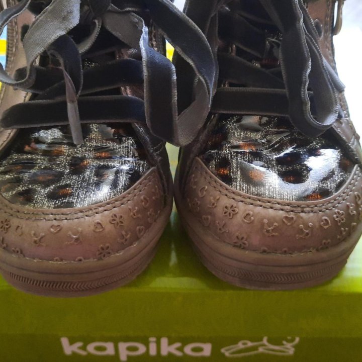 Ботинки для девочек Kapika