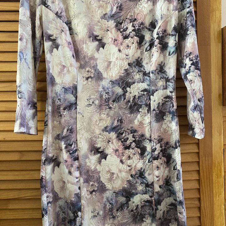 Платье, плотный спандекс, 42-44