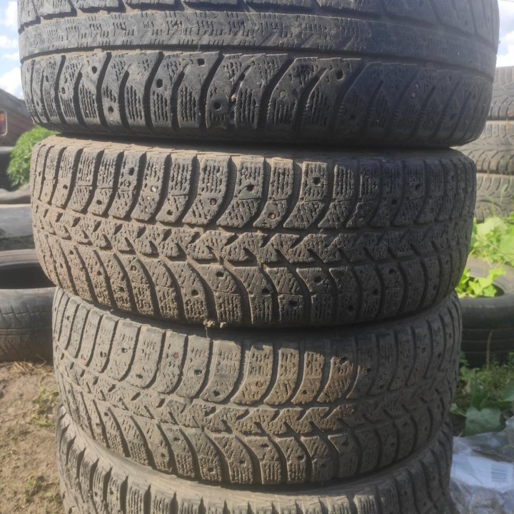 Bridgestone ice cruiser 185/65/15