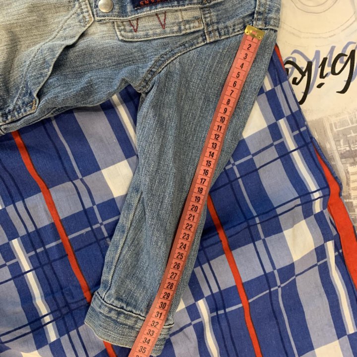 Джинсовая куртка