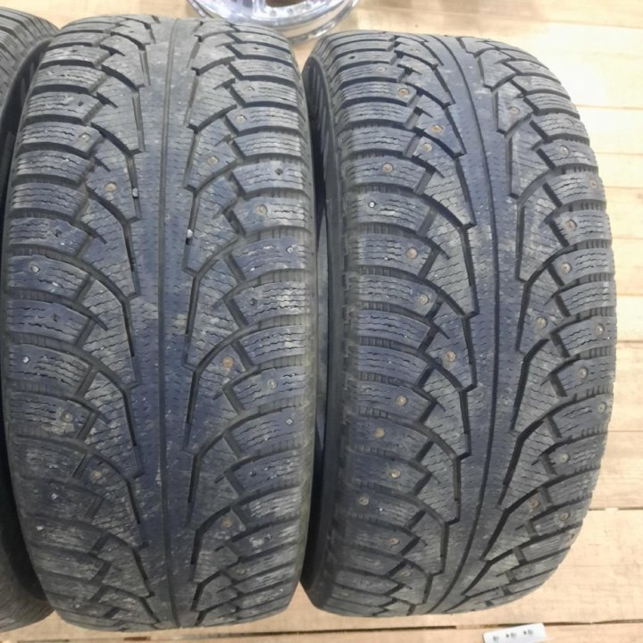 285/60R18 Nokian Hakkapeliitta 5 (№552)