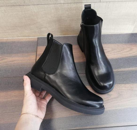 Женские ботинки