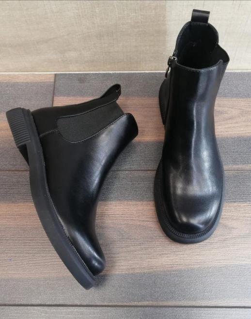 Женские ботинки