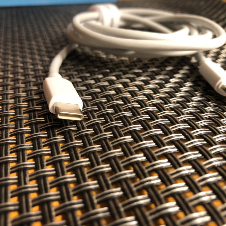 Кабель Baseus USB-C / Lightning