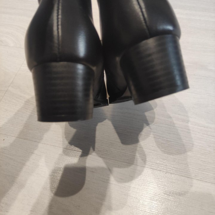 Зимние ботинки