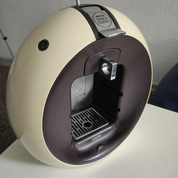 Кофемашина Dolce Gusto