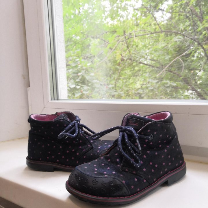 Ботинки для девочки