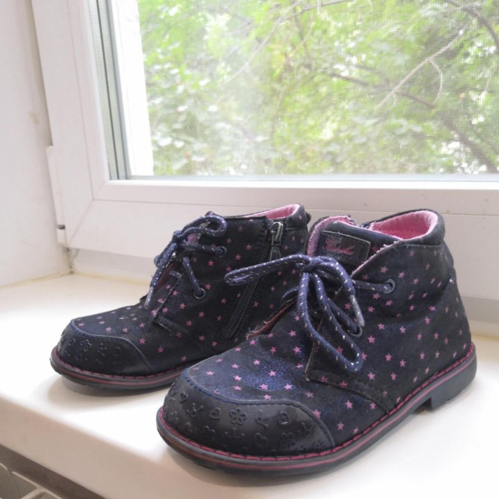 Ботинки для девочки