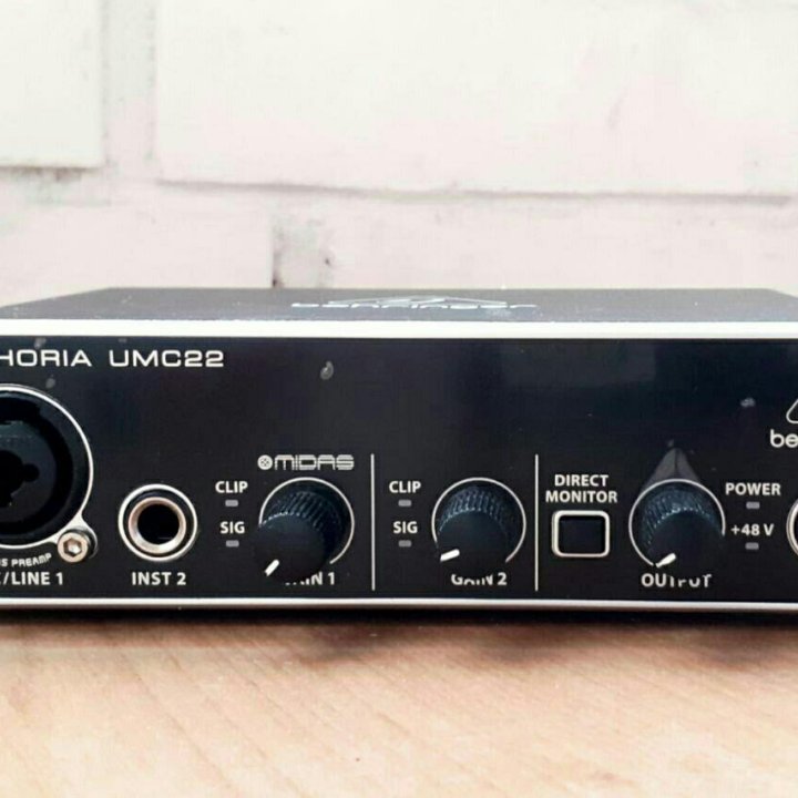 Behringer u phoria umc22