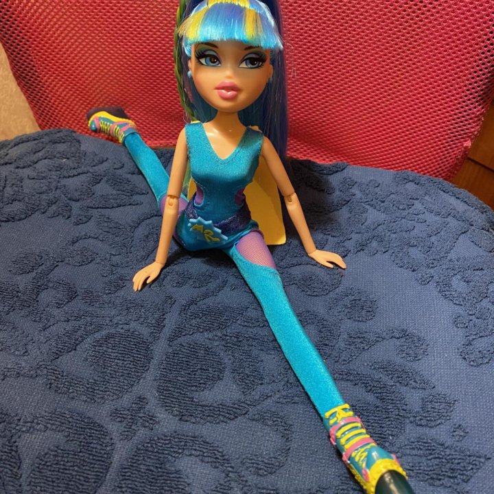 Bratz Хлоя Супергерои, гимнастка новая