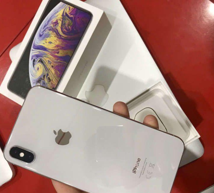 iPhone XS MAX