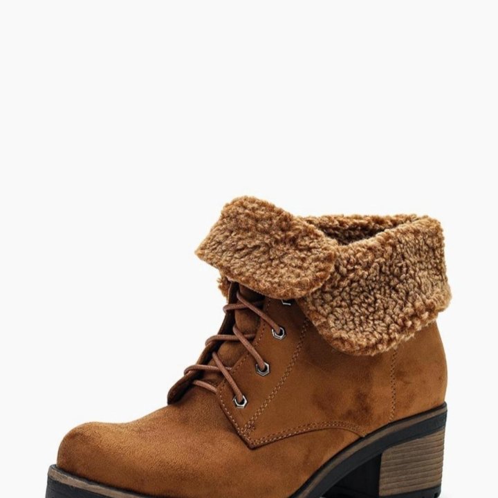 Новые ботинки