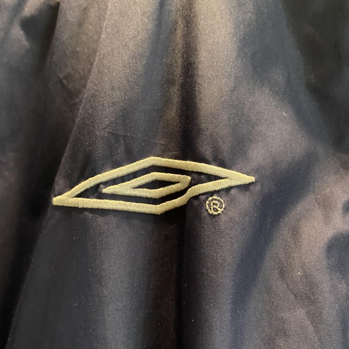 Ветровка Umbro