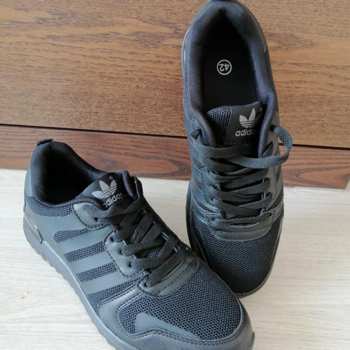 Новые кроссовки Adidas р.41,44