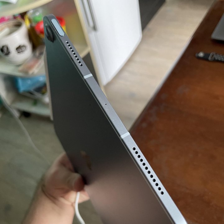 iPad Air 4 поколения 64Gb Wi-Fi + Cellular