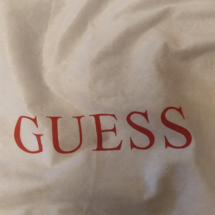 Рюкзак GUESS