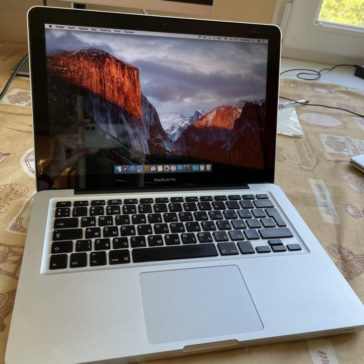 Apple MacBook Pro 13, early 2011