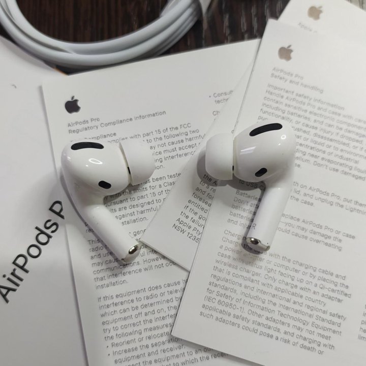 Беспроводные наушники AirPods pro