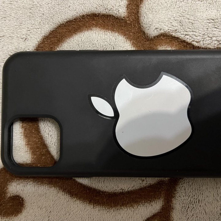 Бампер на iPhone 11 PRO