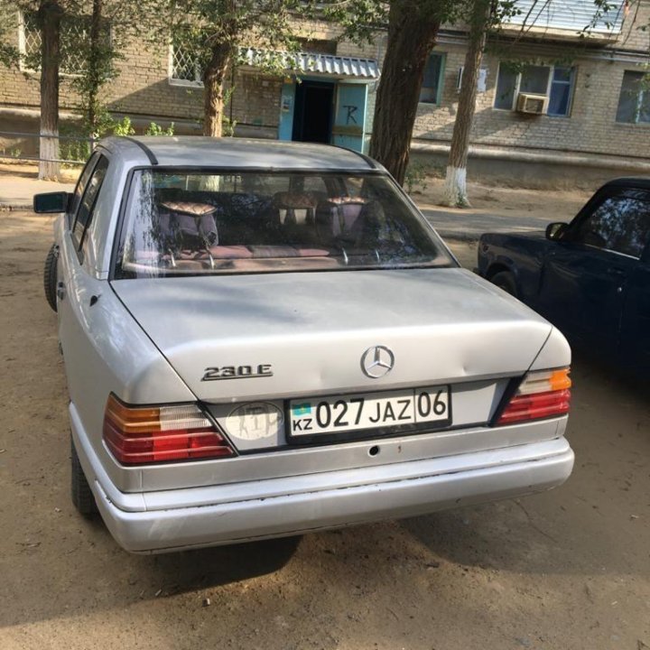 Продам MERCEDES-BENZ 230