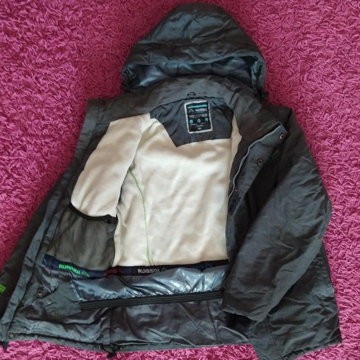 Куртка утепленная димесезонная на мальчиа 10-13 ле
