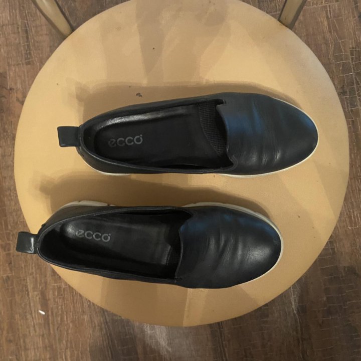 Слипоны Ecco 37р.