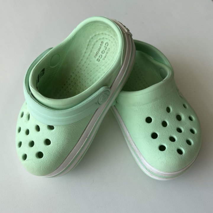 Crocs