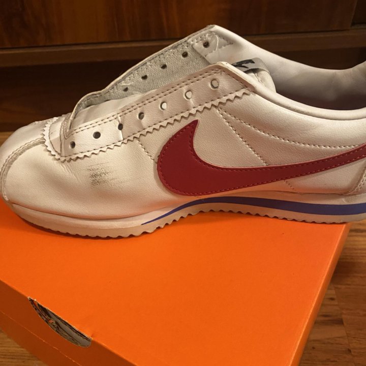 Nike Cortez