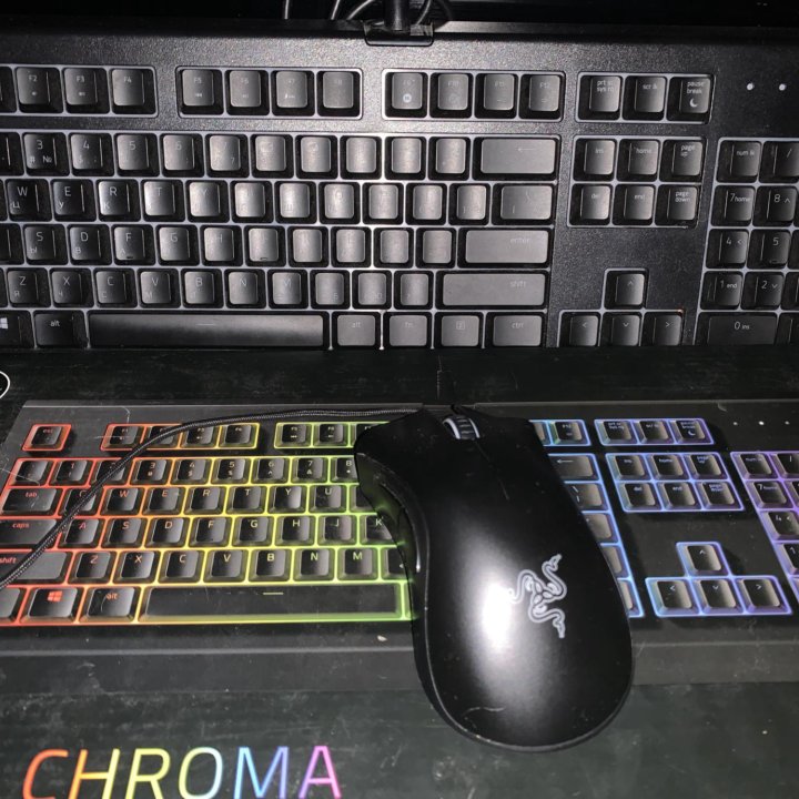 Игровая клавиатура razer cynosa chroma+мышь razer