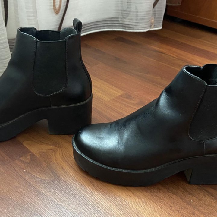 Ботинки женские