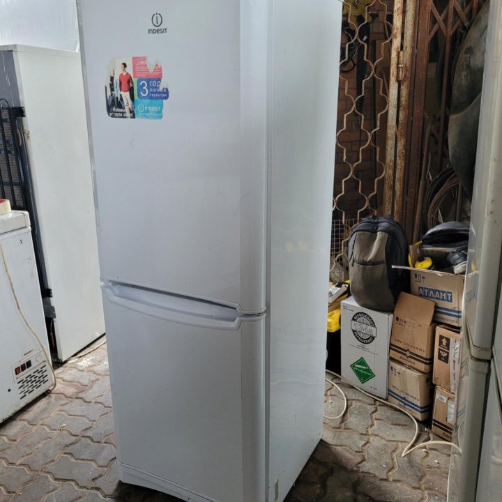 Холодильник indesit no frost