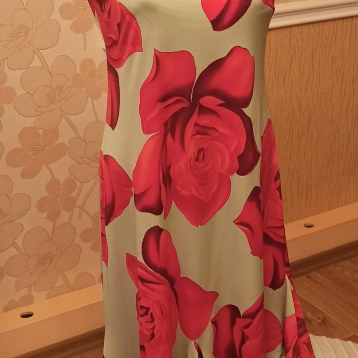 Платье р. 46-48