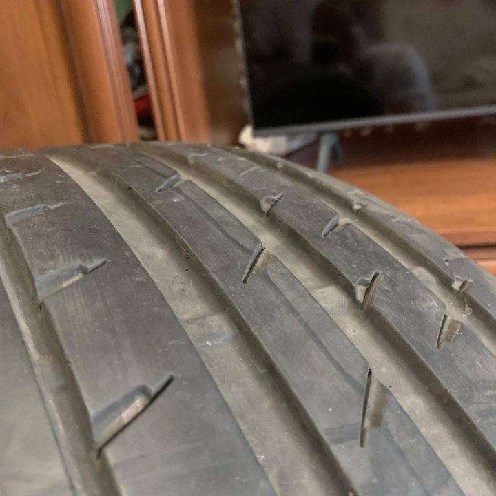 Шины летние 245/50r18