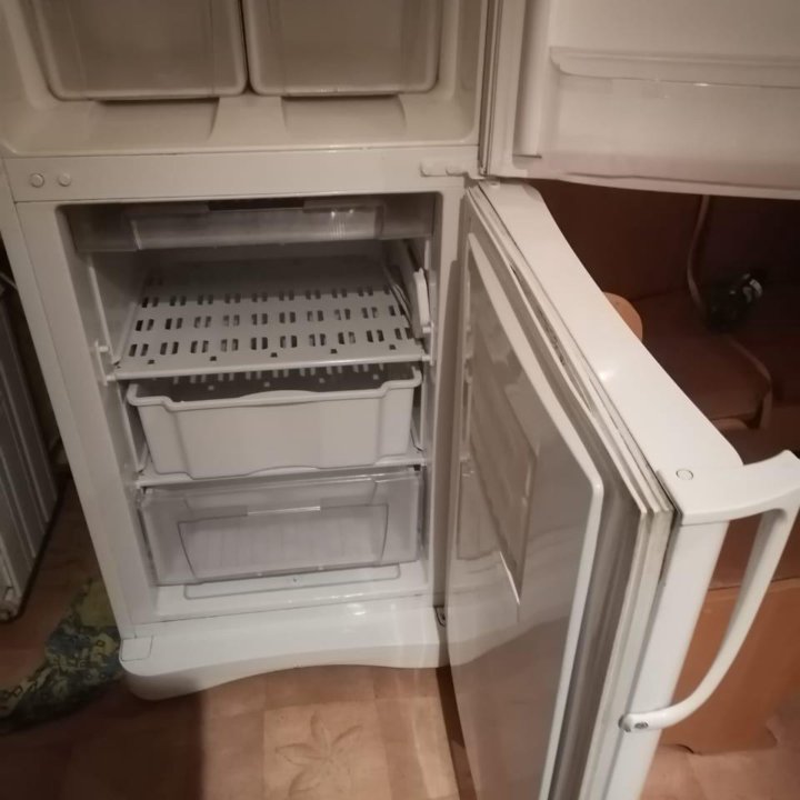 Ремонт холодильников хаер бошш аег смег индезит