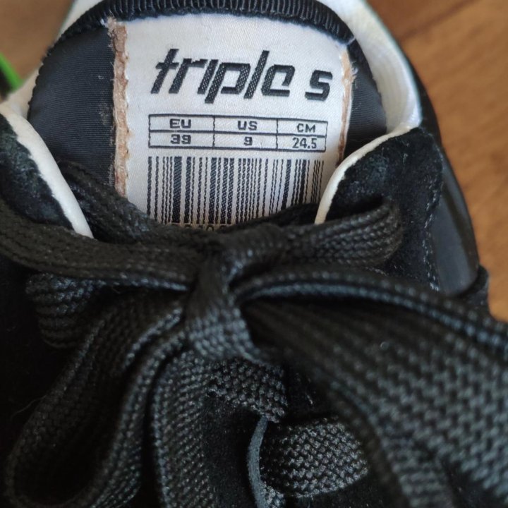 Кроссовки Amaia