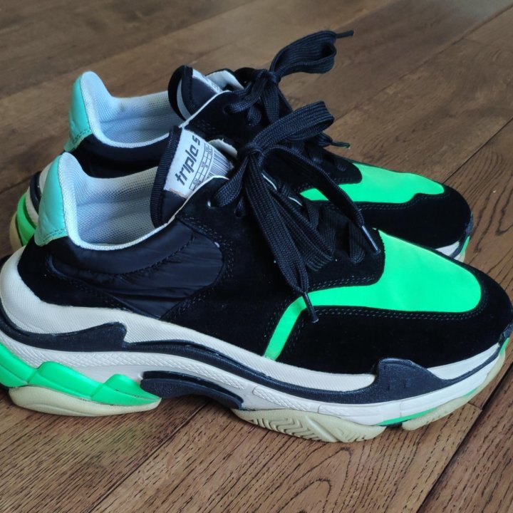 Кроссовки Amaia